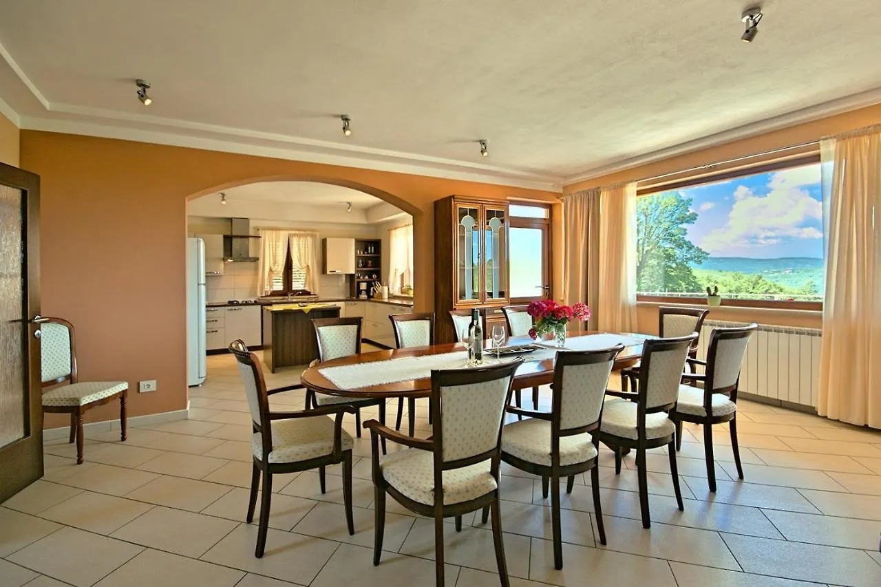 Villa Melissa Labin  Labin (Istria)